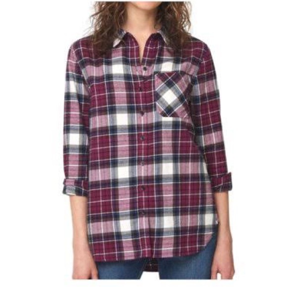 American Eagle Outfitters Tops - SOLD American Eagle Boyfriend Fit Pink & Blue Flannel